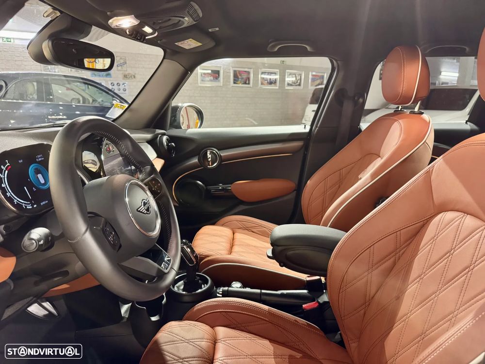 MINI 5 Portas Cooper Premium Yours Auto - 9