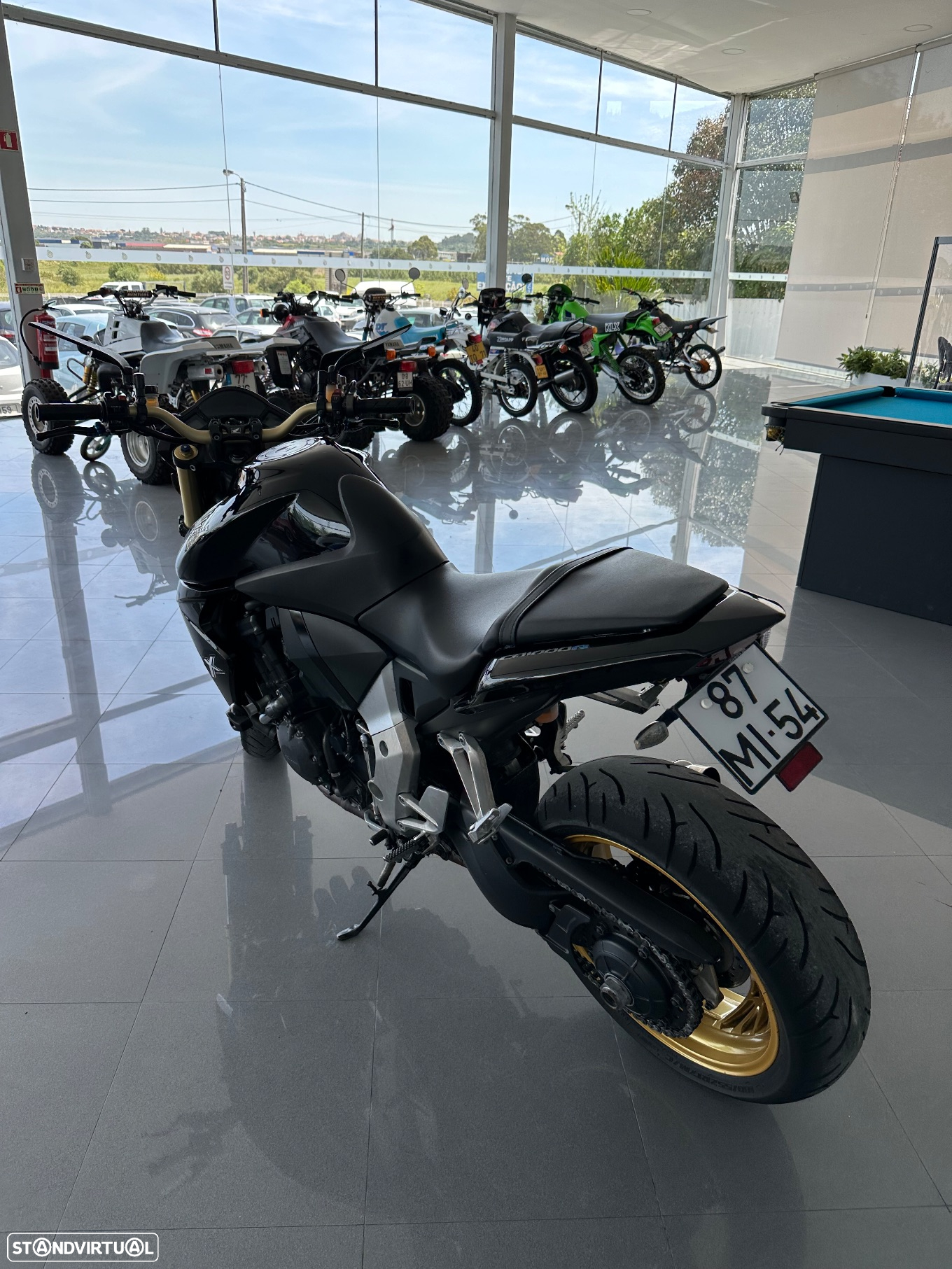 Honda CB - 22