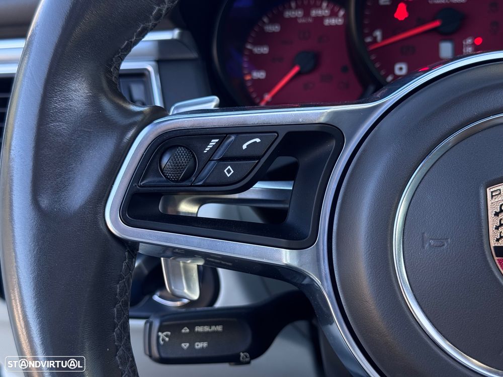 Porsche Macan 2.0T - 22