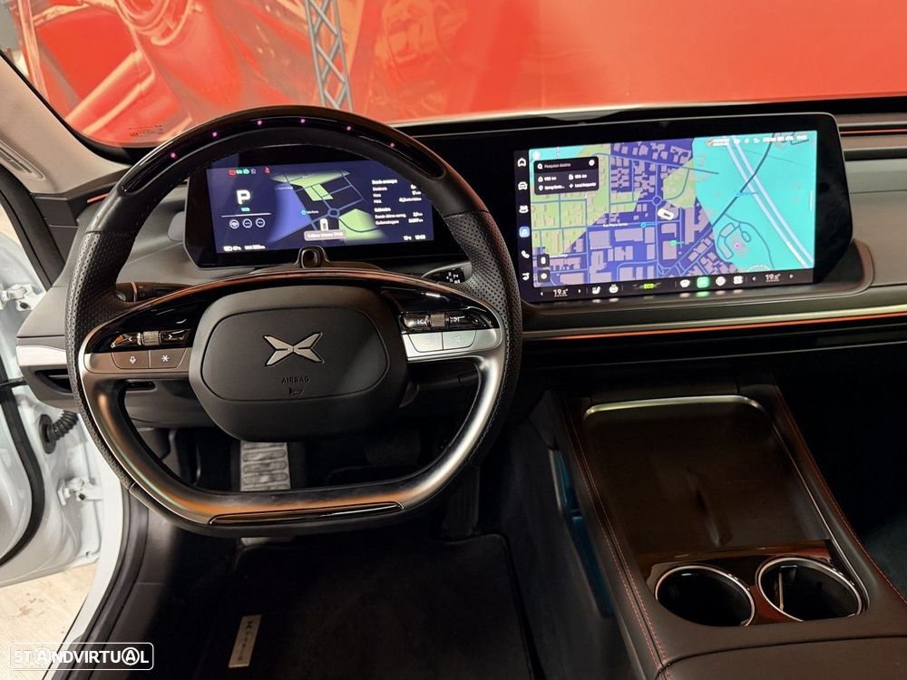 Xpeng P7i 86.2 kWh Long Range - 11