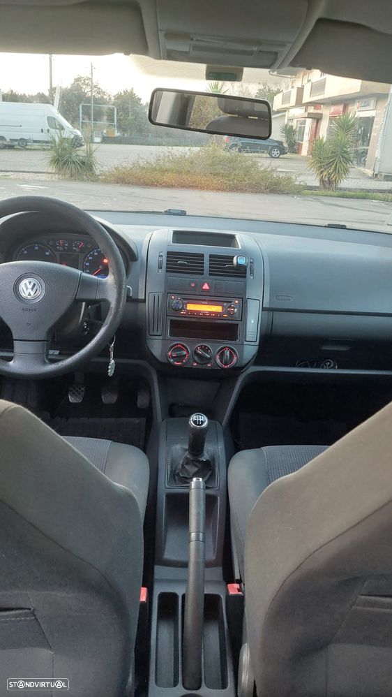 VW Polo 1.4 TDi Confortline - 6