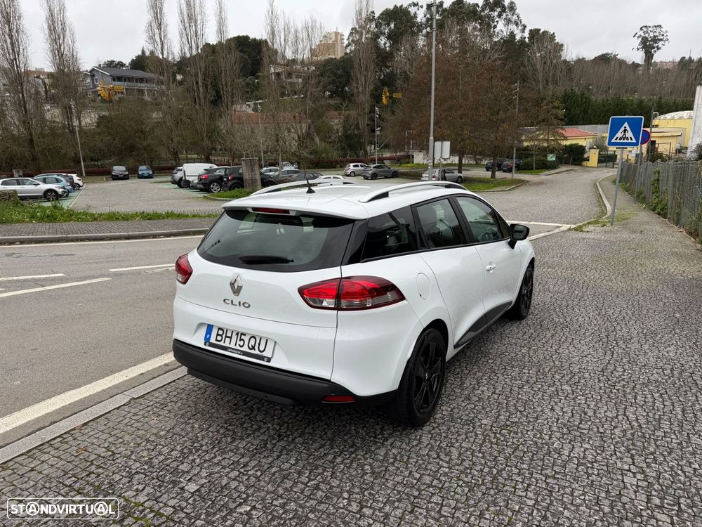 Renault Clio Sport Tourer - 12