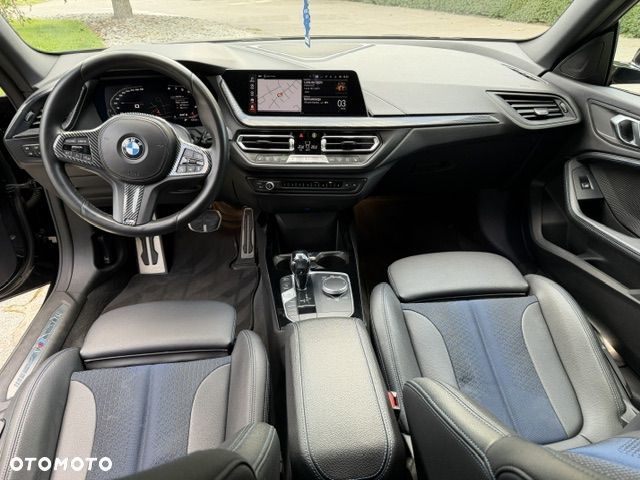BMW Seria 2 218i - 3