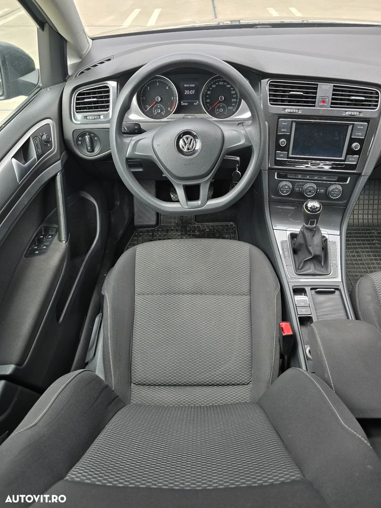 Volkswagen Golf 1.6 TDI Trendline - 17