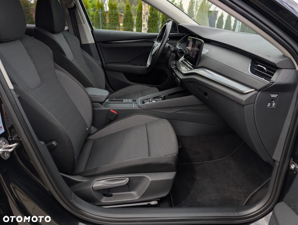 Skoda Octavia 2.0 TDI DSG Ambition - 6