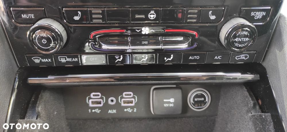 Jeep Grand Cherokee - 16
