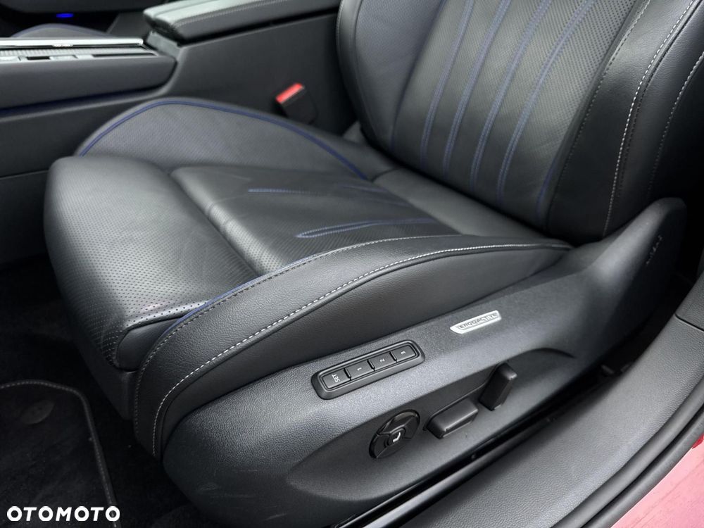 Volkswagen Passat - 13