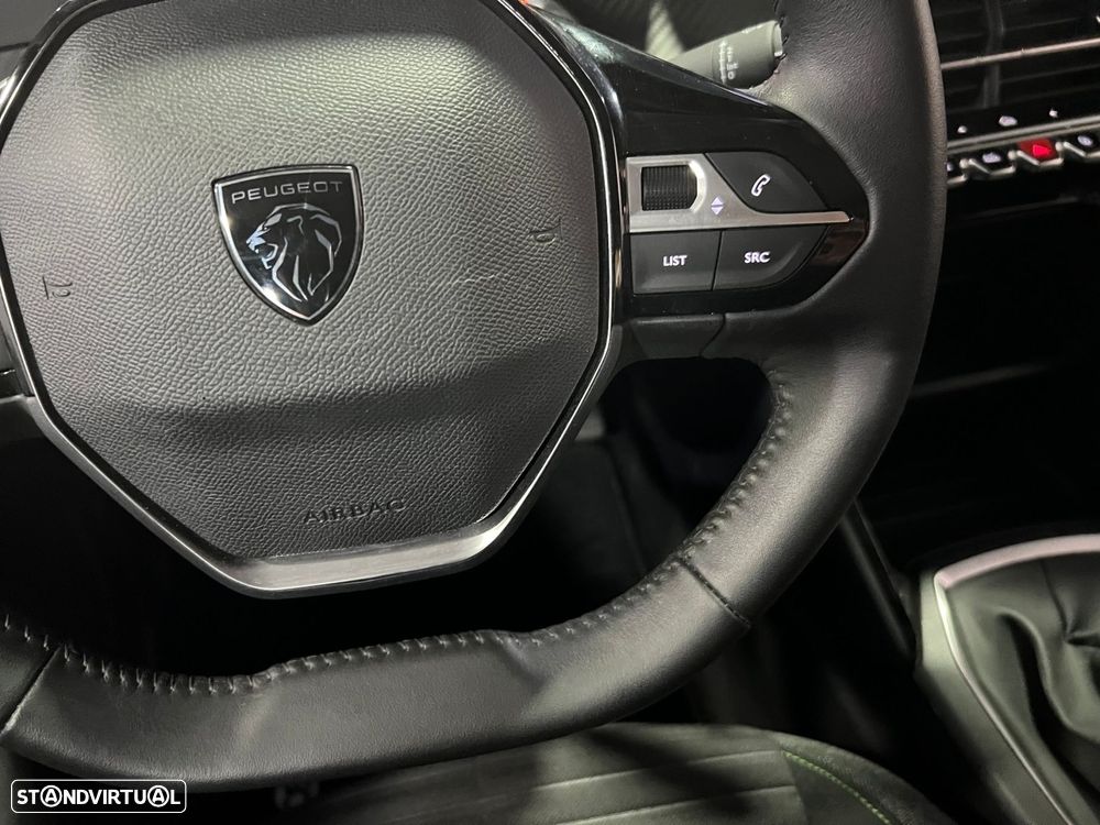 Peugeot 208 1.2 PureTech Active Pack - 14