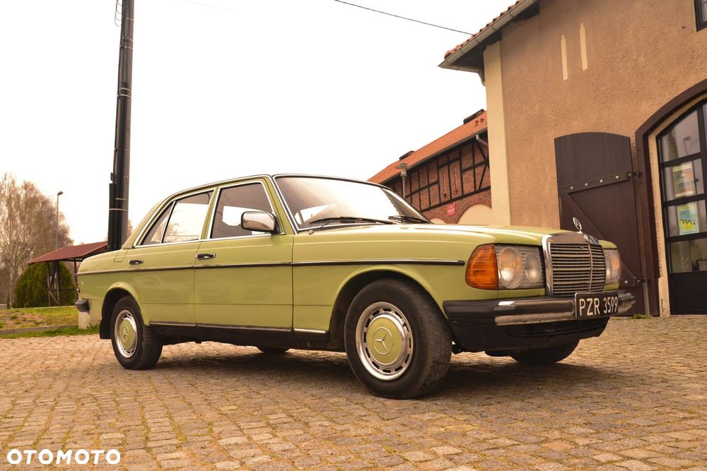Mercedes-Benz W123 - 3