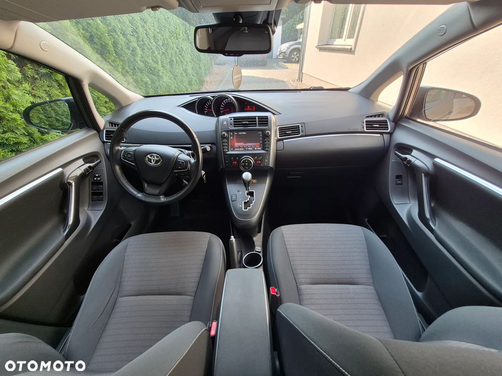Toyota Verso 1.8 Prestige EU5 MS - 35