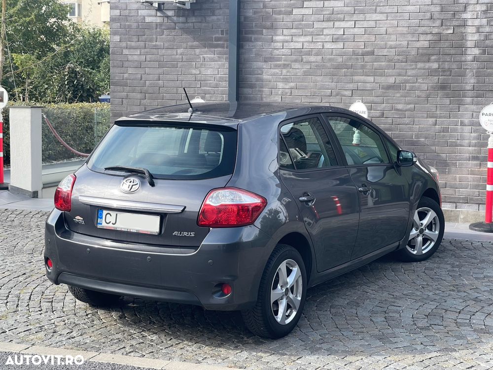 Toyota Auris 2.0 D-4D - 25