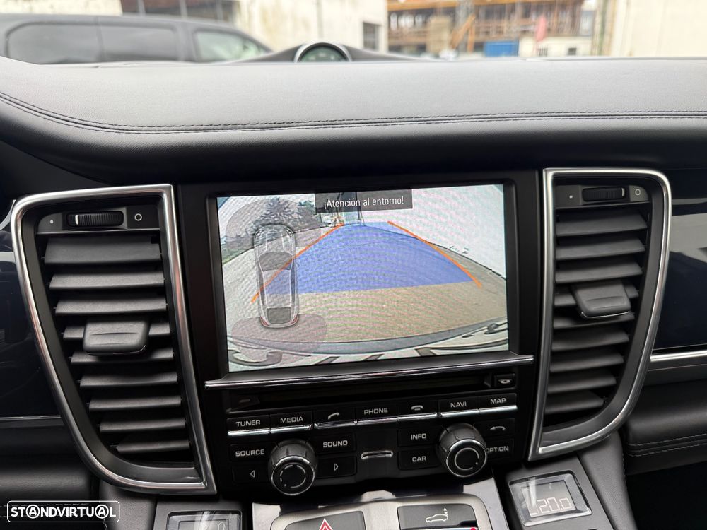 Porsche Panamera Edition - 24