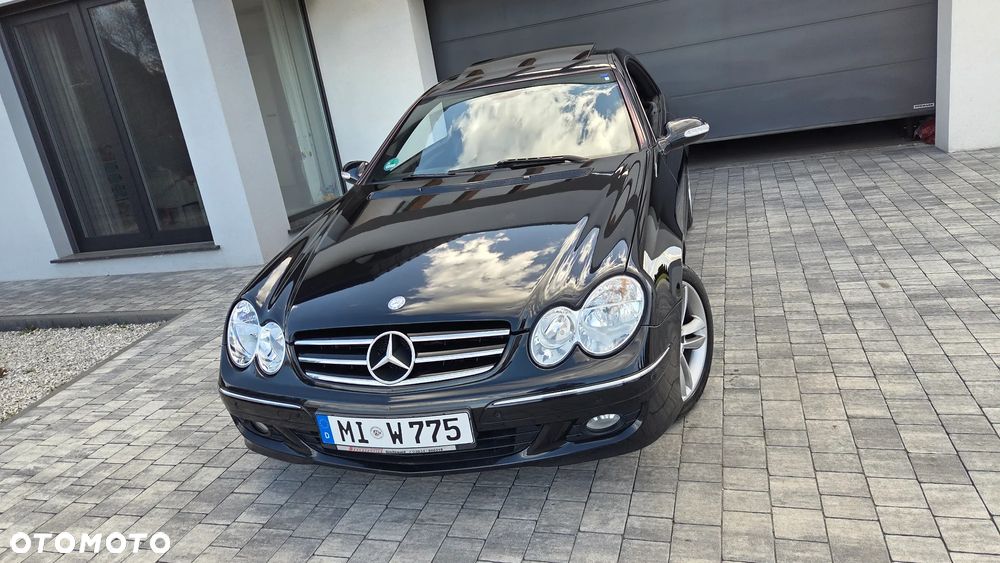 Mercedes-Benz CLK - 19