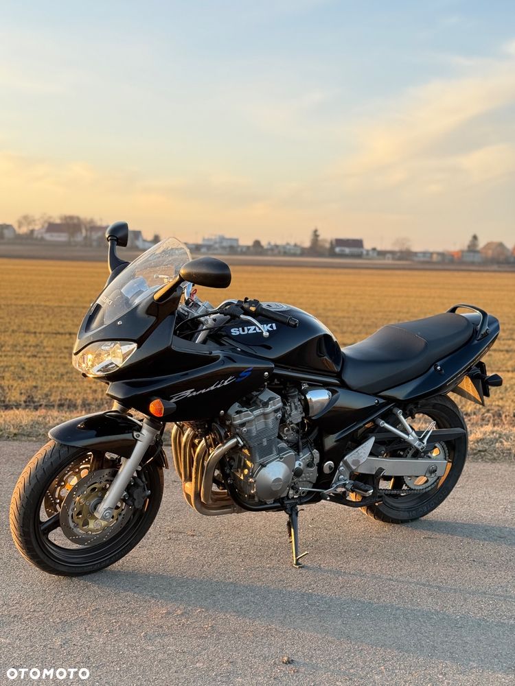Suzuki Bandit - 1