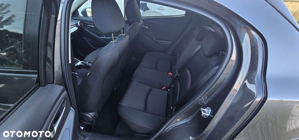 Mazda 2 - 12
