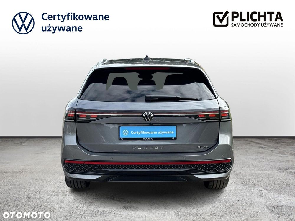 Volkswagen Passat - 4