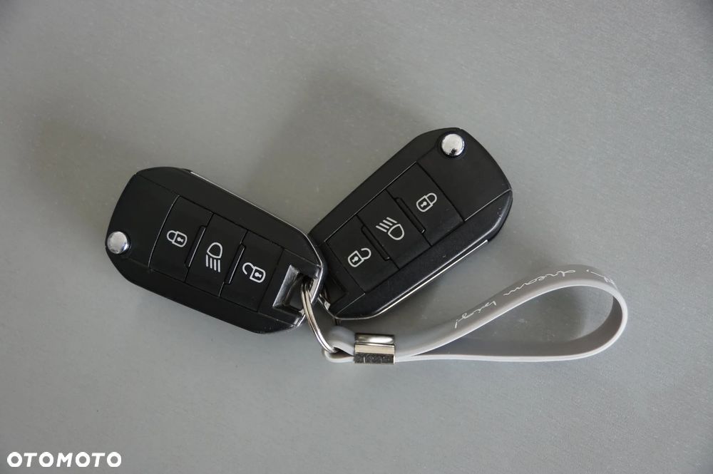 Peugeot 3008 2.0 HDi Active - 30