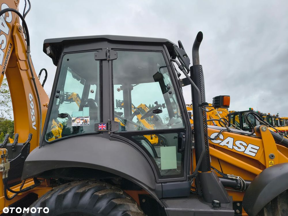 Case 695 SV 2023R - 11