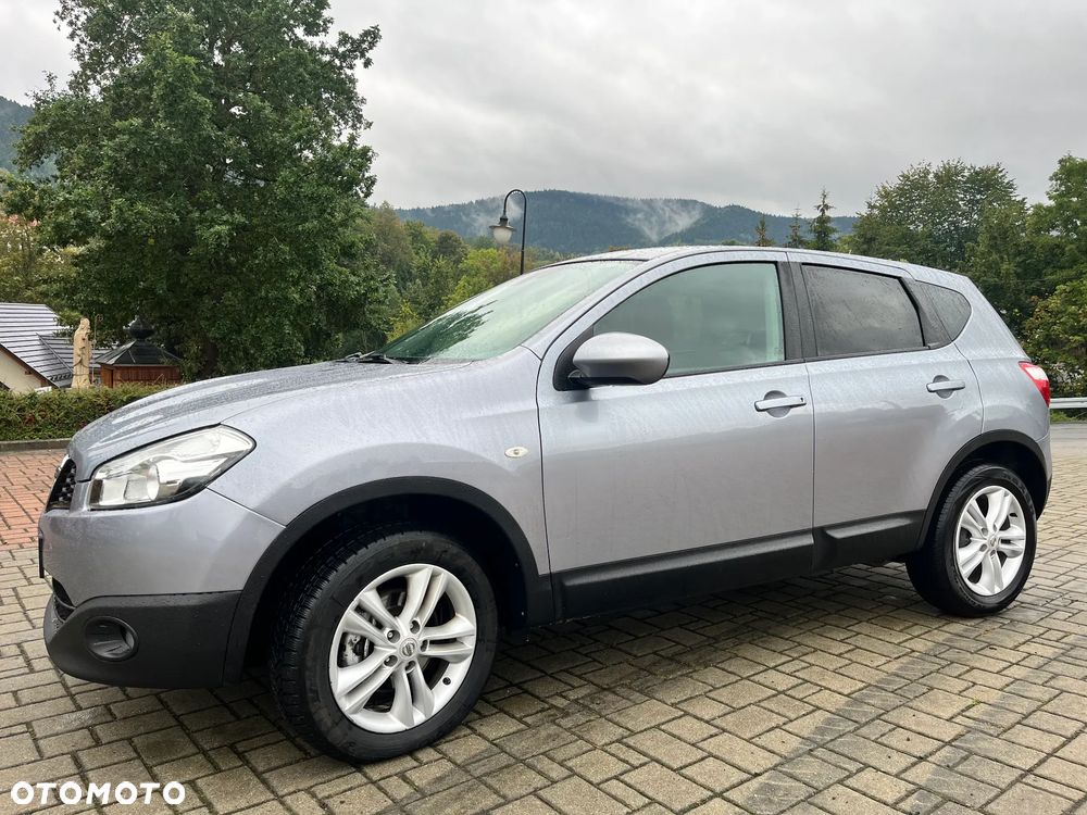 Nissan Qashqai 2010 photo 2