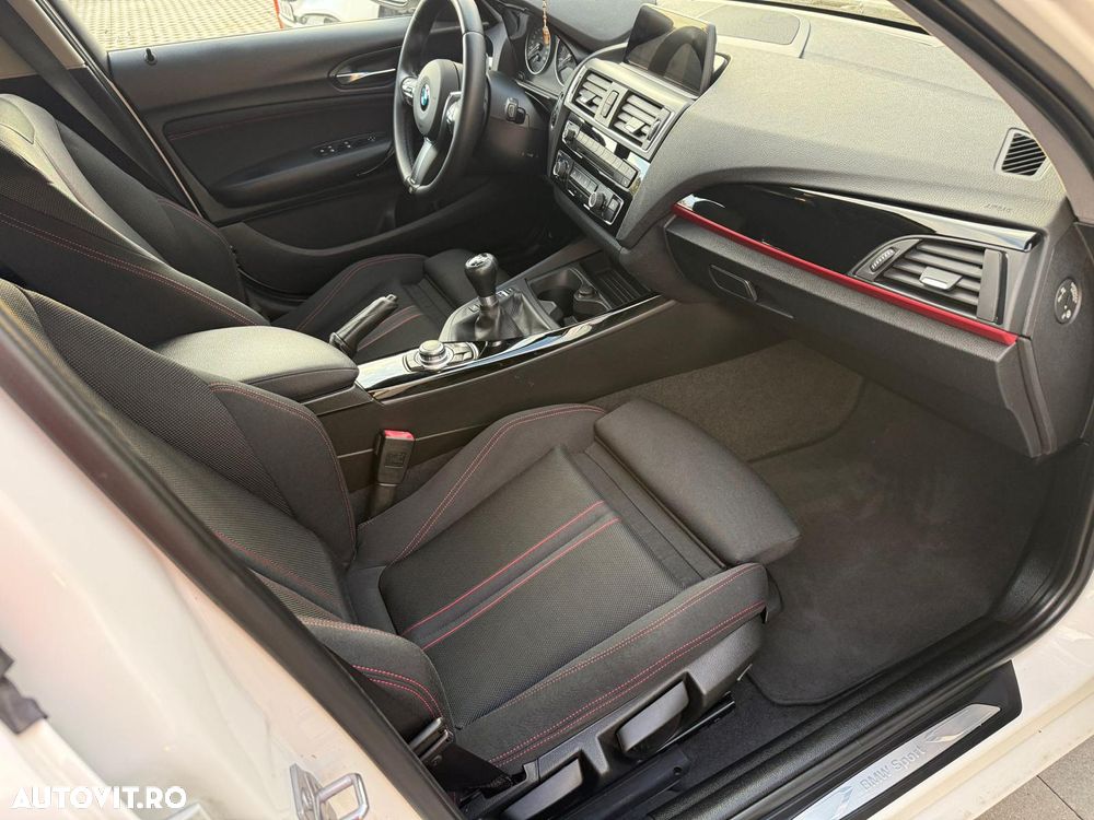 BMW Seria 1 116i - 11