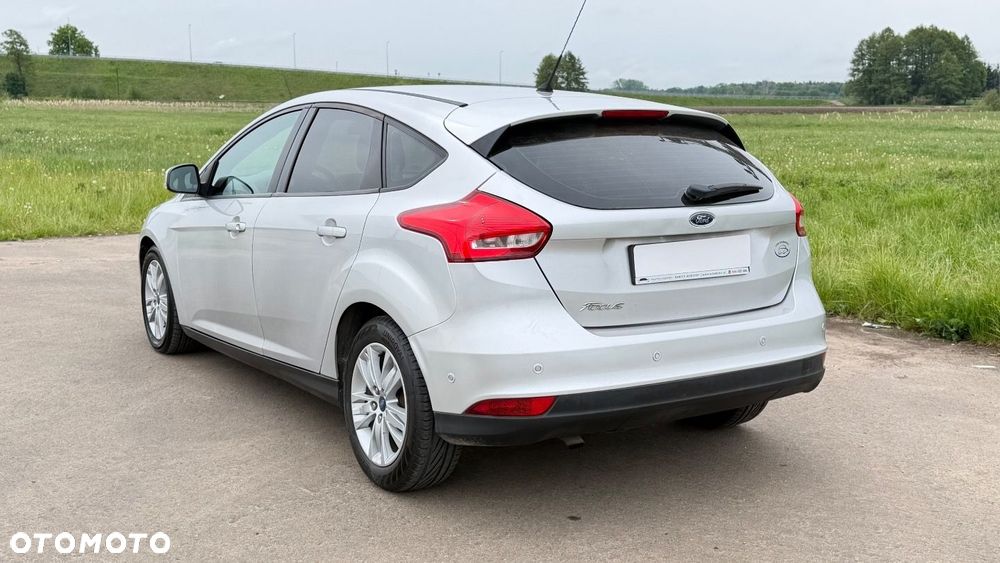 Ford Focus - 19