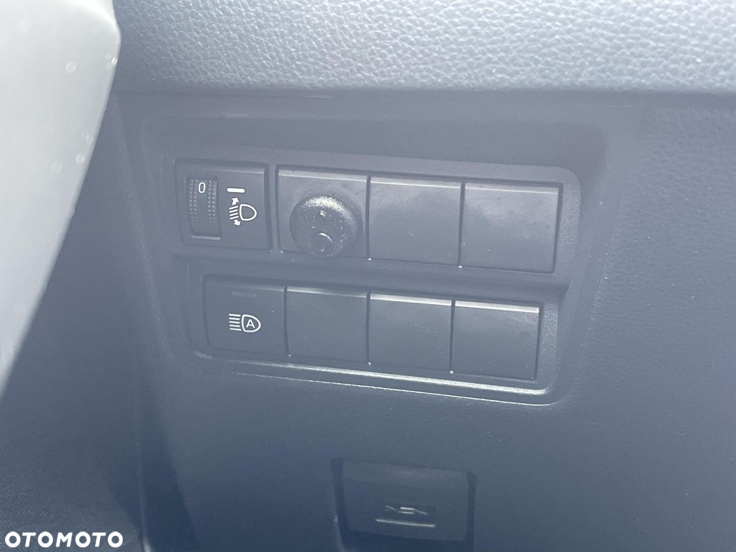 Toyota Yaris Cross - 18