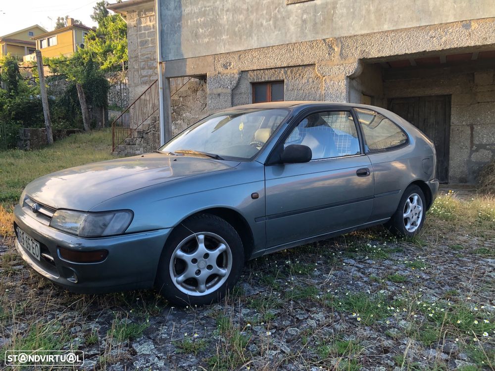 Toyota Corolla - 1