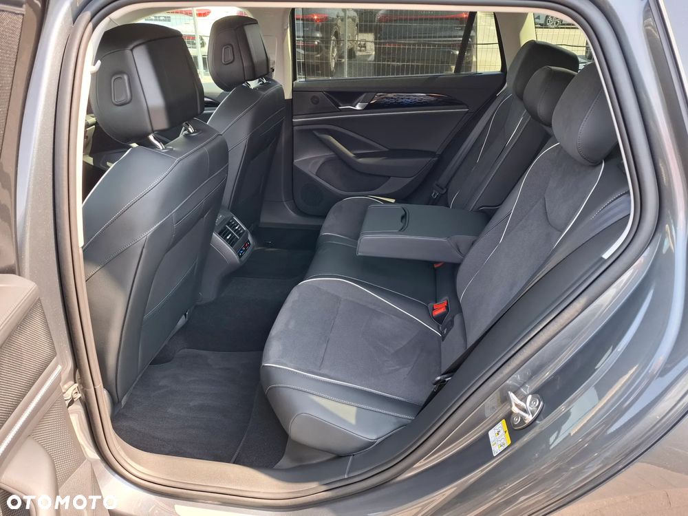 Volkswagen Passat 2.0 TDI SCR DSG Elegance - 11
