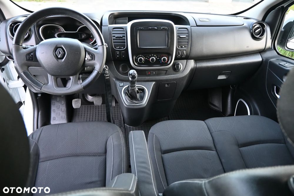 Renault Trafic - 16
