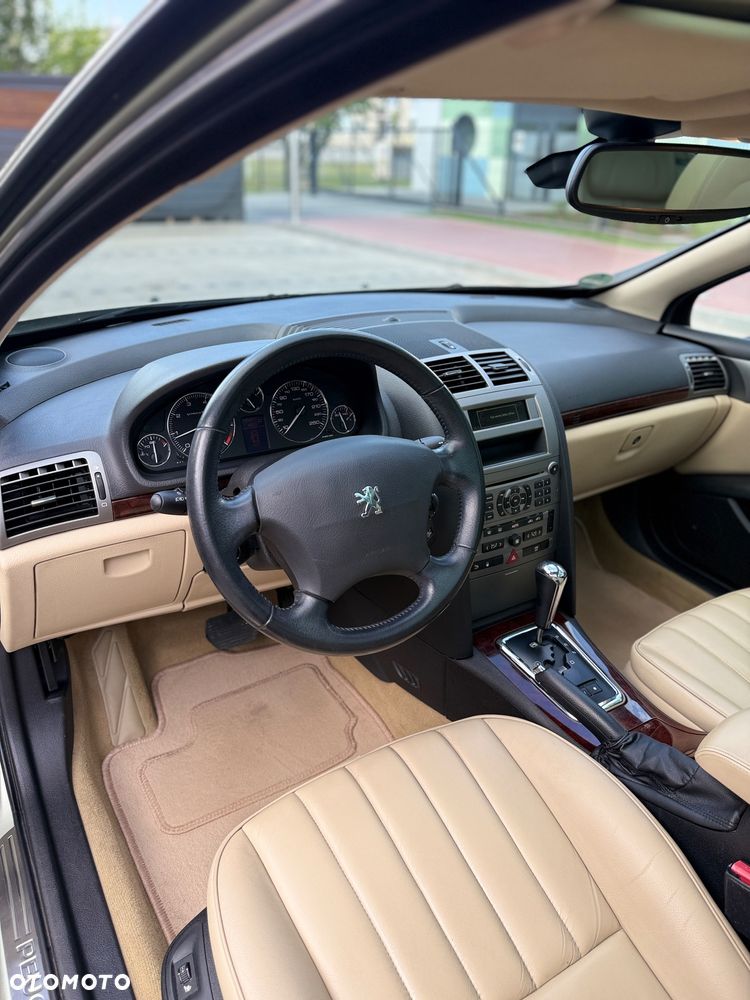 Peugeot 407 2.2 SV Executive - 16