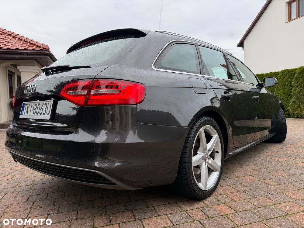 Audi A4 Avant 2.0 TDI DPF multitronic S line Sportpaket - 30