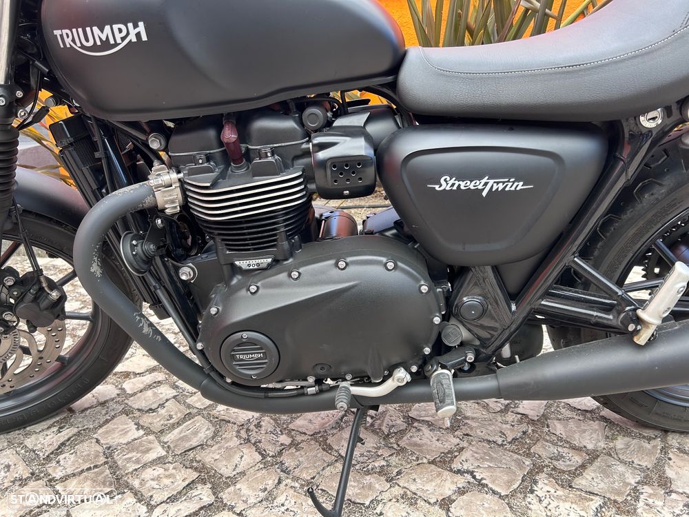 Triumph Street Twin - 4