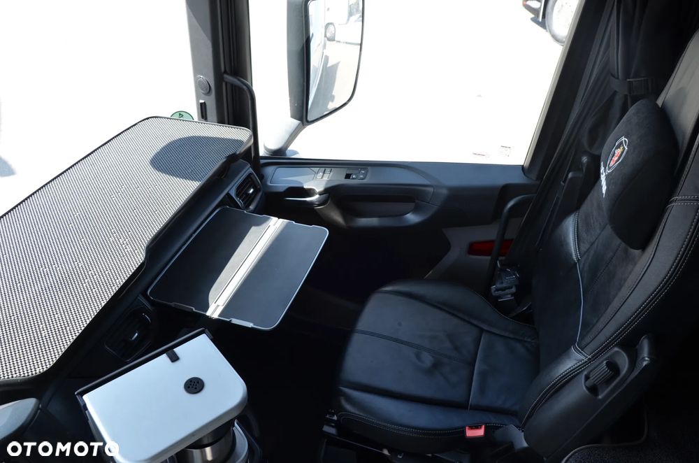 Scania S 460 / 2023r. / FULL AIR / SKÓRA / KLIMA P. / ACC / NAVI / FULL LED / WAGA / MIKROFALA / DE 9440 - 17