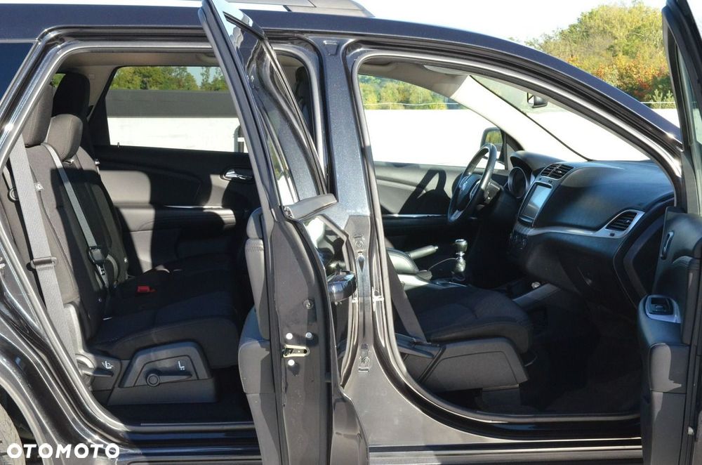 Fiat Freemont 2.0 Multijet Urban - 28