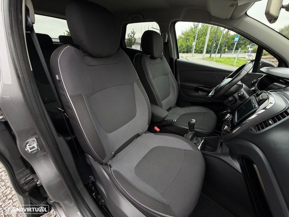 Renault Captur 1.5 dCi Exclusive - 36