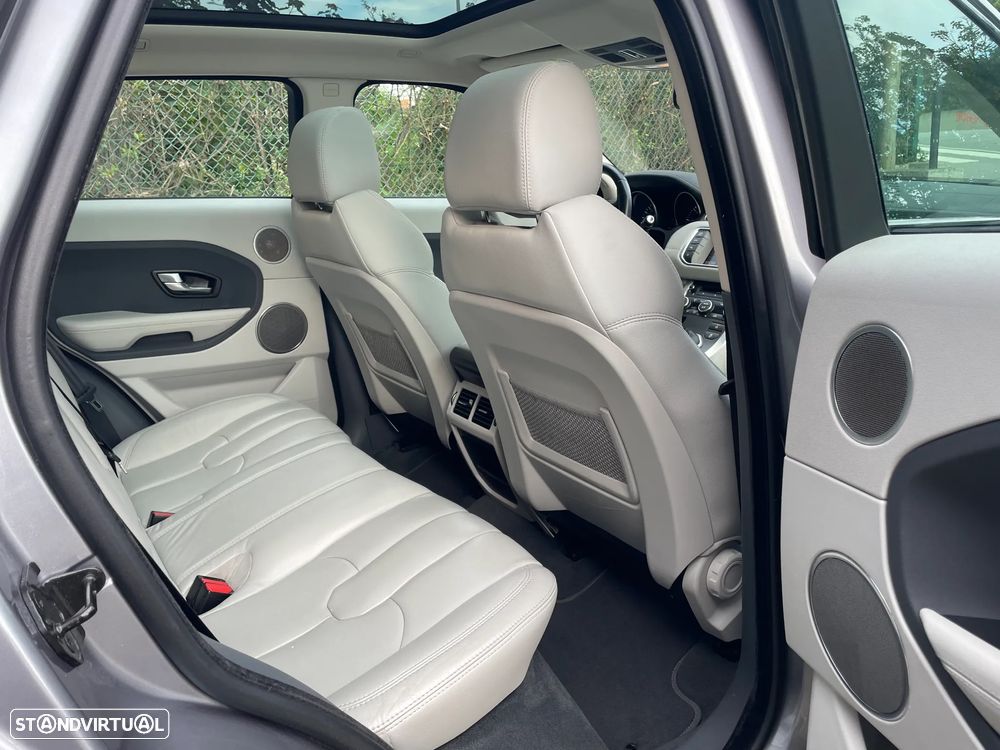Land Rover Range Rover Evoque 2.2 eD4 Prestige - 30