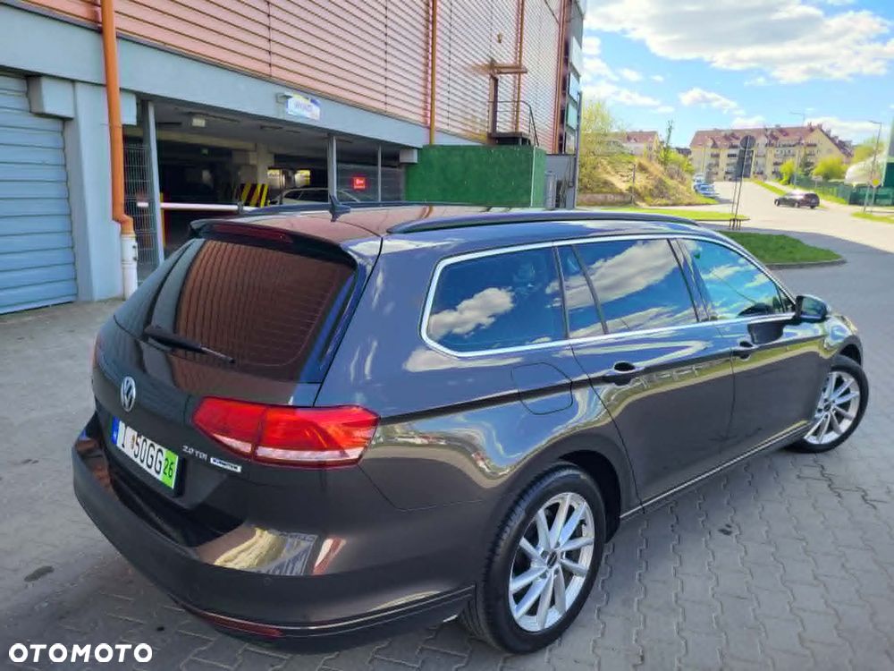 Volkswagen Passat 2.0 TDI SCR DSG Highline - 22
