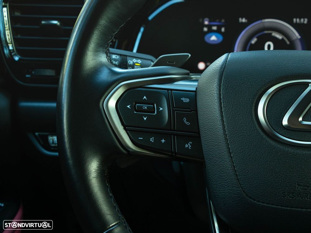 Lexus NX 350h Executive+ - 26