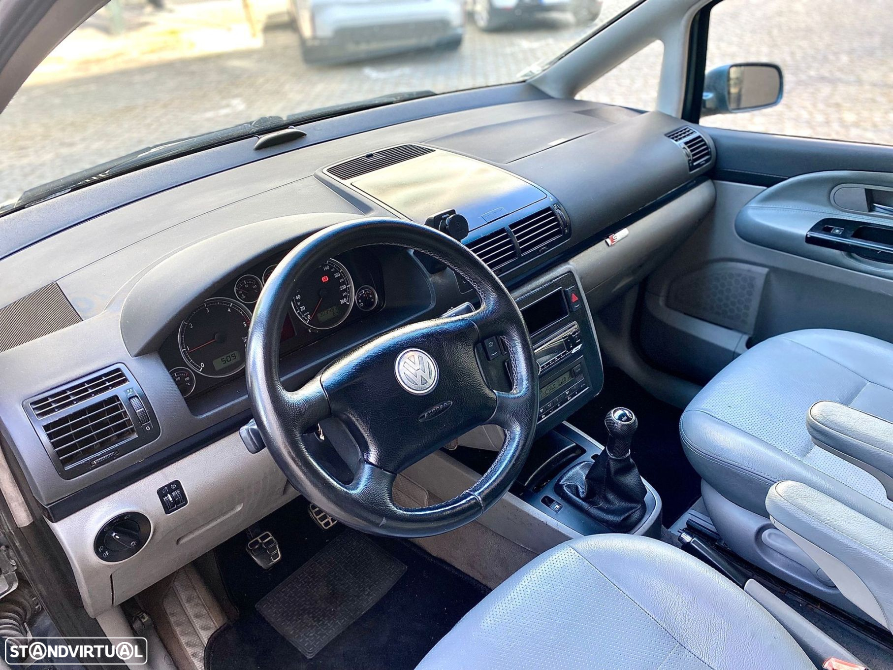 VW Sharan 1.9 TDi Highline - 16