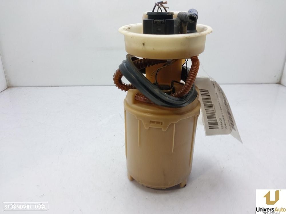 SENSOR DE COMBUSTÍVEL VOLKSWAGEN GOLF IV 2002 -1J0919051H - 2