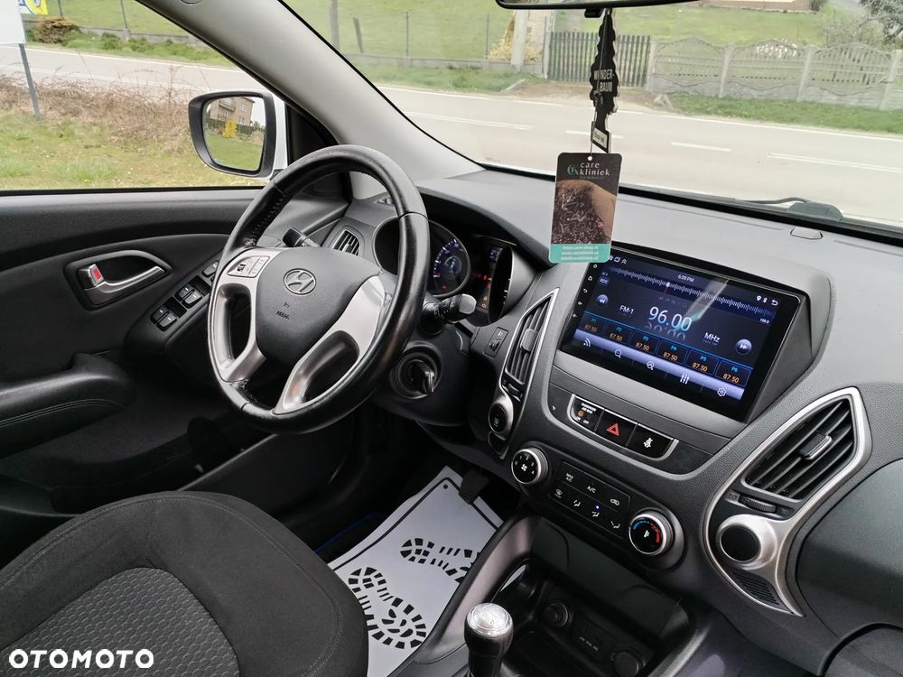 Hyundai ix35 - 15