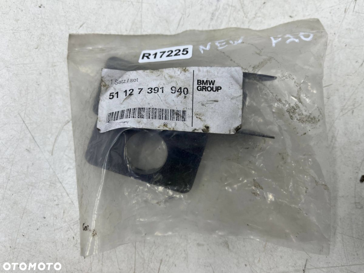 Czujniki PDC BMW F20 F21 11-19r. komplet tylnych mocowań na czujniki cofania parkowania kosz NOWY - 3