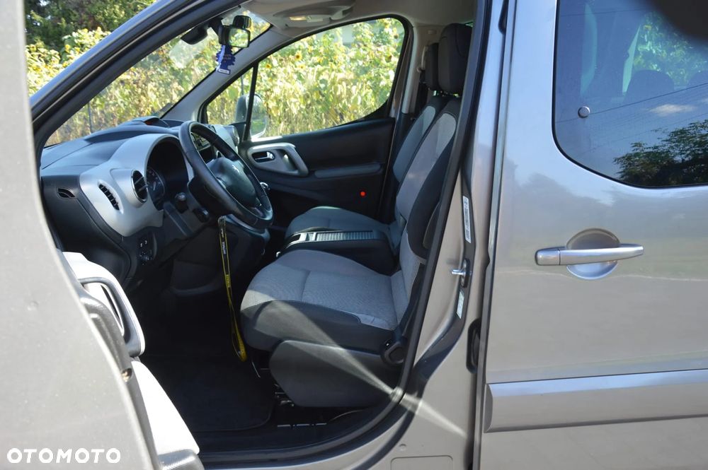 Peugeot Partner - 13