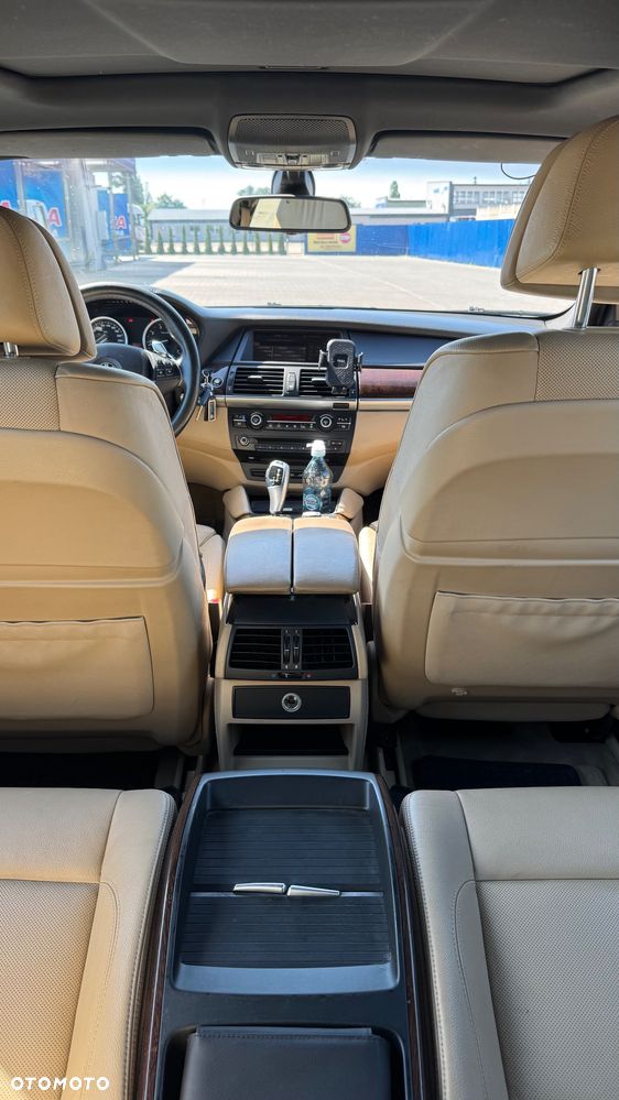 BMW X6 50i xDrive - 1