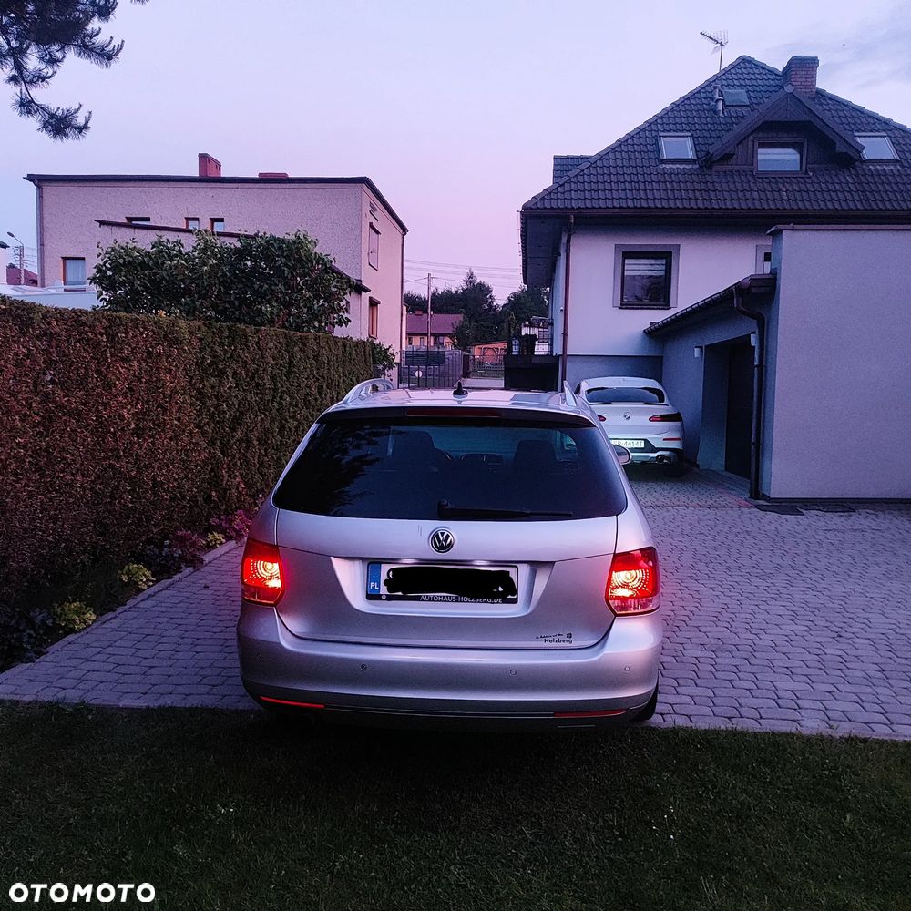 Volkswagen Golf 2.0 TDI DPF Highline - 7