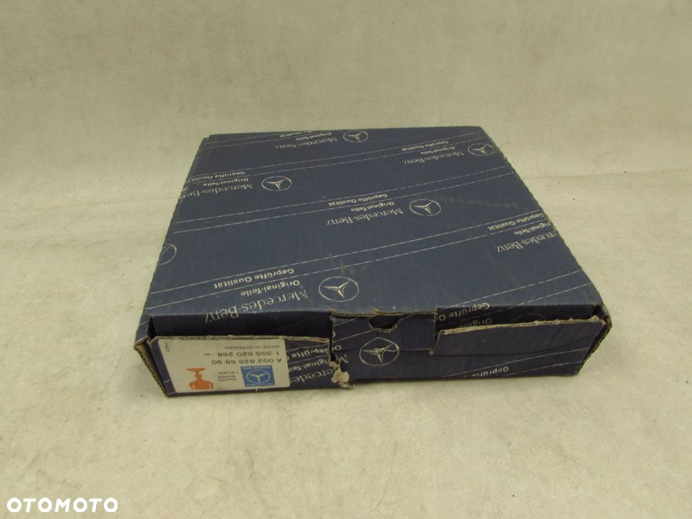 MERCEDES T2 O309 SZKLO KLOSZ LAMPY A0028266890 - 5