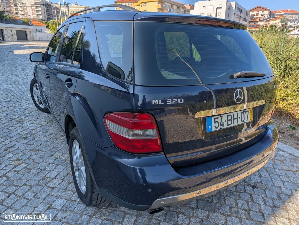Mercedes-Benz ML 320 CDI 4Matic 7G-TRONIC - 12