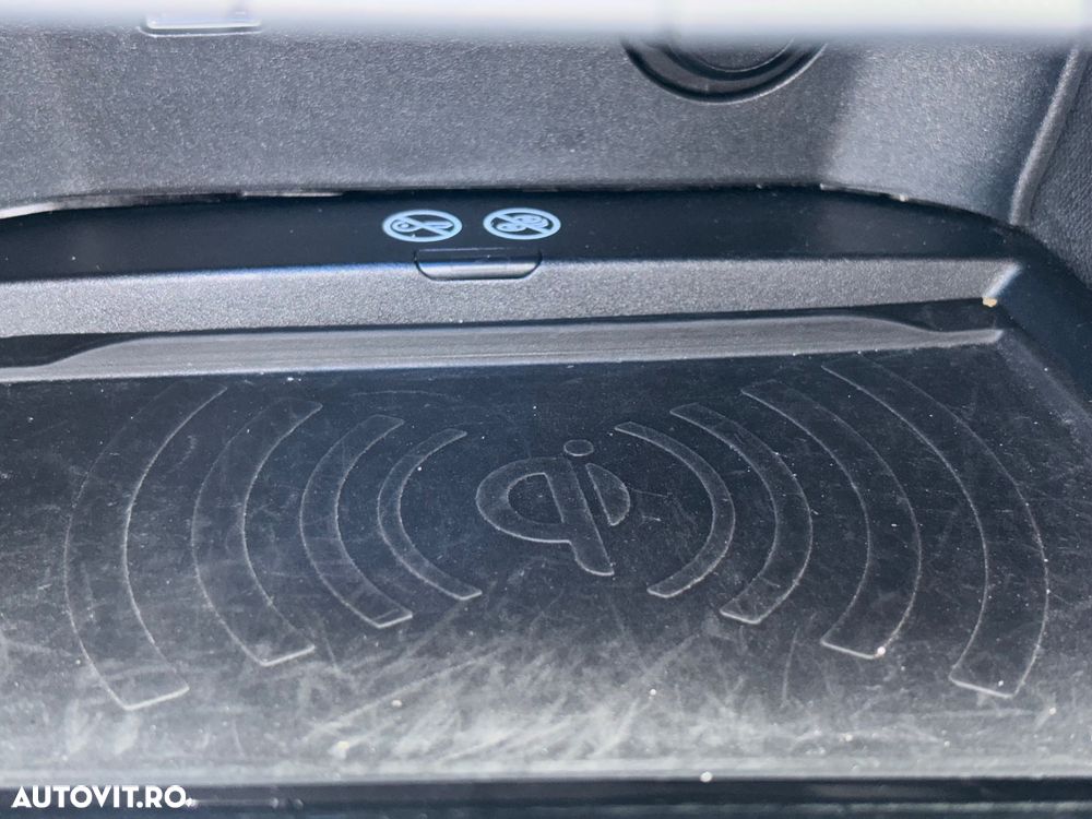 Peugeot 3008 225 e-EAT8 Allure Pack - 23