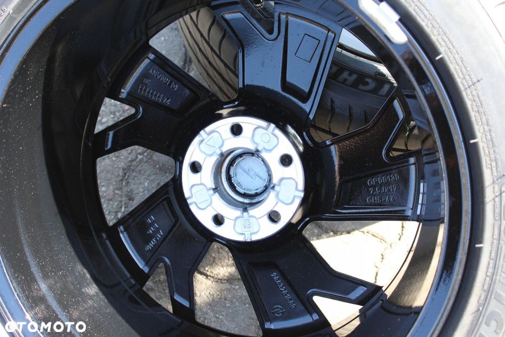ORYG OPEL ASTRA L 17cali 5x108 ET44 KLEBER 225/45 - 9