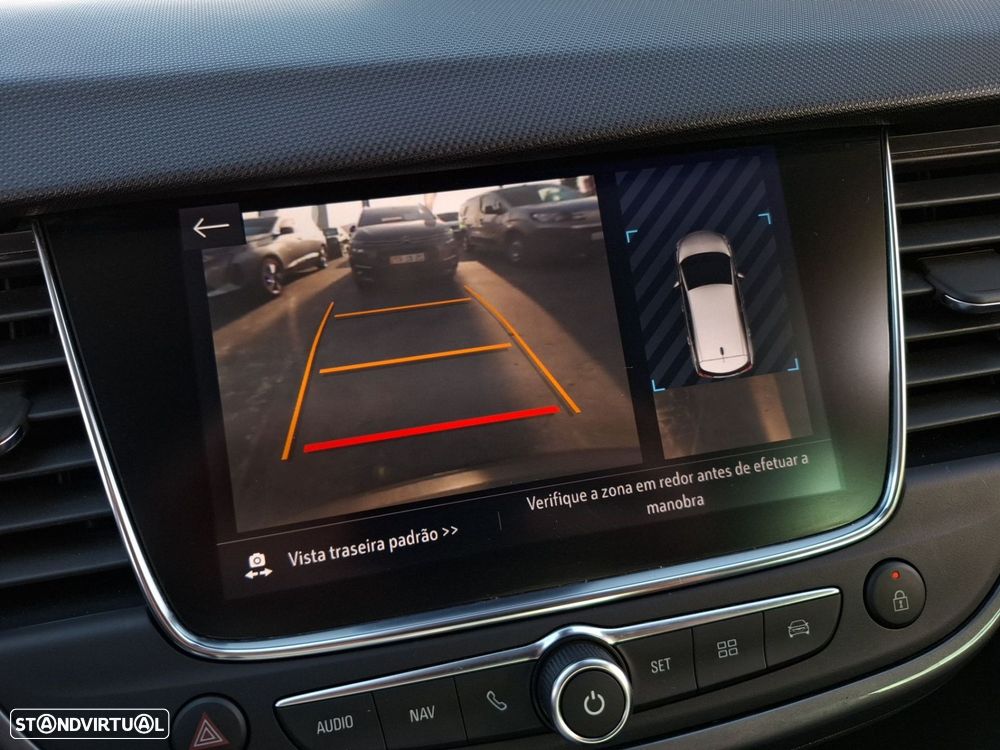 Opel Crossland 1.2 T Elegance - 24